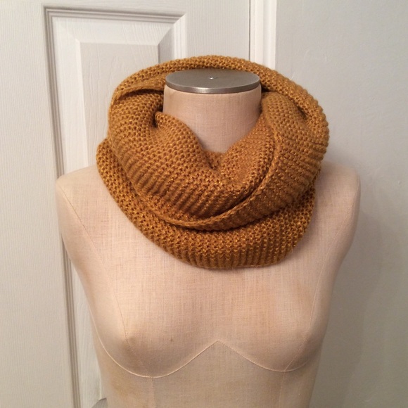 H&M Accessories - H&M scarf.